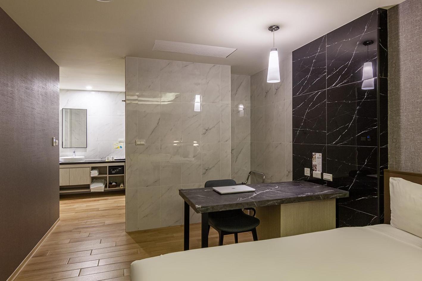Check Inn New Taipei Luzhou Ngoại thất bức ảnh